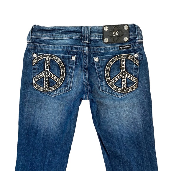 MISS ME  | STAR STUDDED PEACE SIGN BOOT CUT JEANS  SZ 26 - Picture 3 of 13